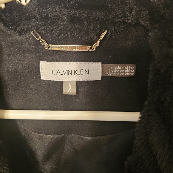 Calvin Vest - Picture 3 of 4